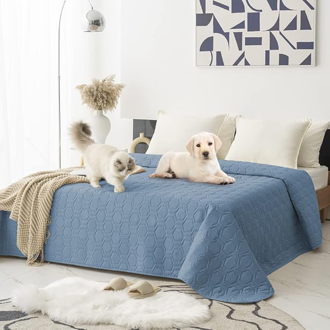 Waterproof and Anti-Slip Dog Bed Cover and Pet Blanket Sofa Pet Bed Mat ，car - Image 7