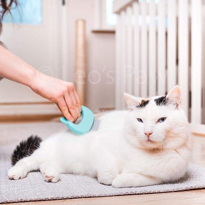 Leo's Paw The Original Pet Hair Removal Massaging Shell Comb Soft Deshedding - Image 7