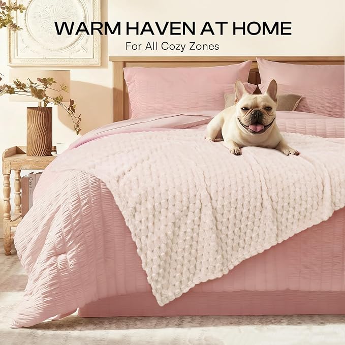 Luciphia Soft 300GSM Fleece Pet Blanket - Image 4