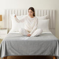 Water Proof Blanket 50x60 Inches by CAPTSNOOZE