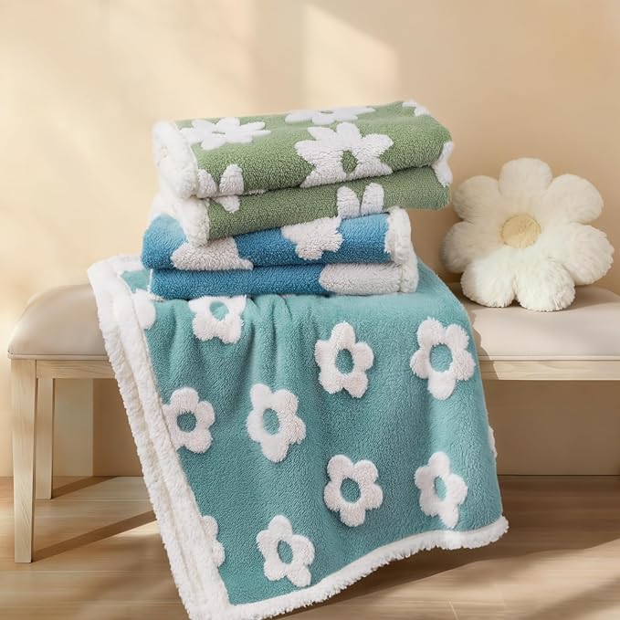 Luciphia Waterproof Pet Blanket - Image 5