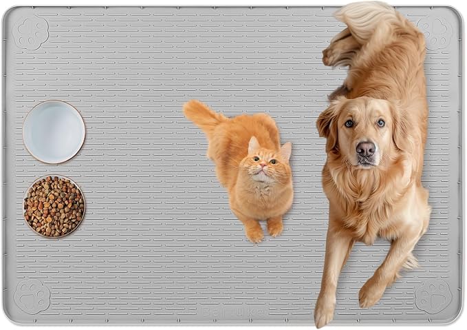 Cat Food Mat by Bartuke