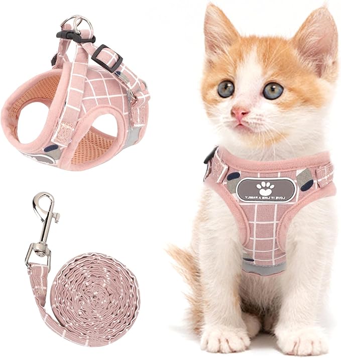 Cat & Dog Vest Harness by NCMAMA