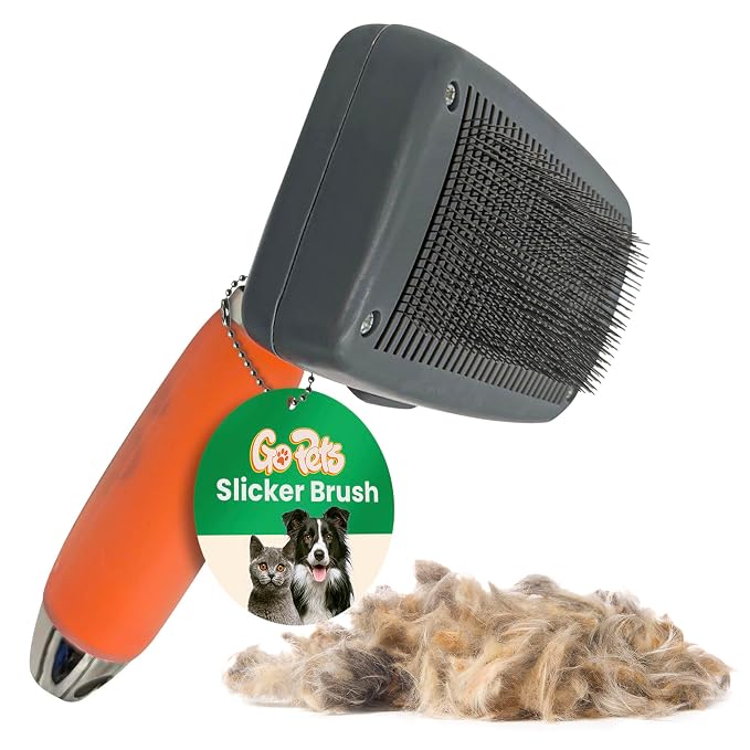 GoPets Self-Cleaning Slicker Brush by GoPets
