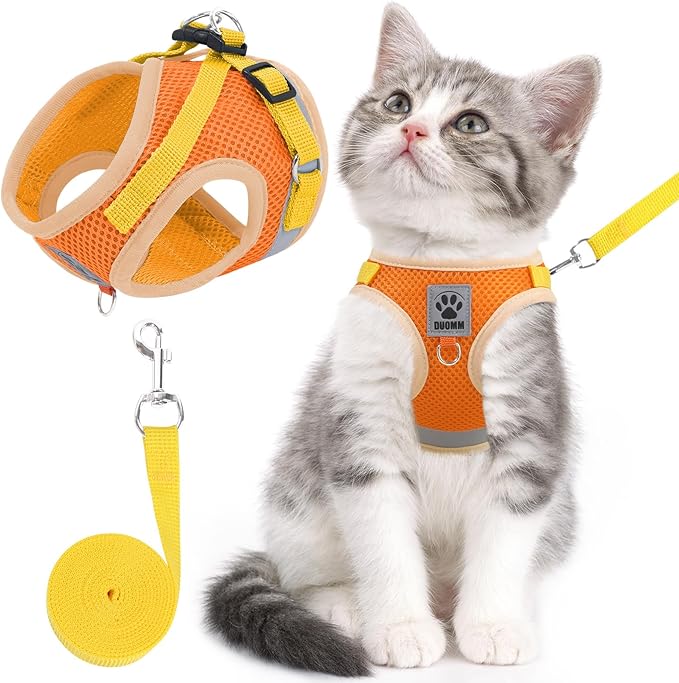 Cat & Dog Vest Harness by NCMAMA