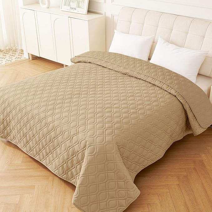 hyha Waterproof Dog Bed Blanket, Soft Pet Blankets, Waterproof Couch Cover - Image 8