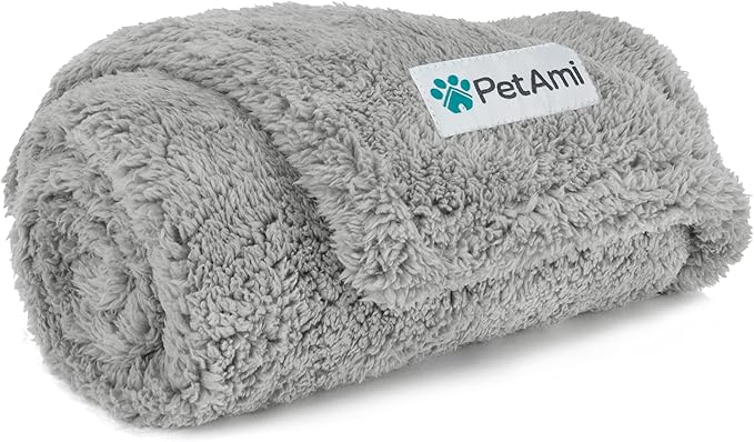 PetAmi Fluffy Waterproof Dog Blanket by PetAmi