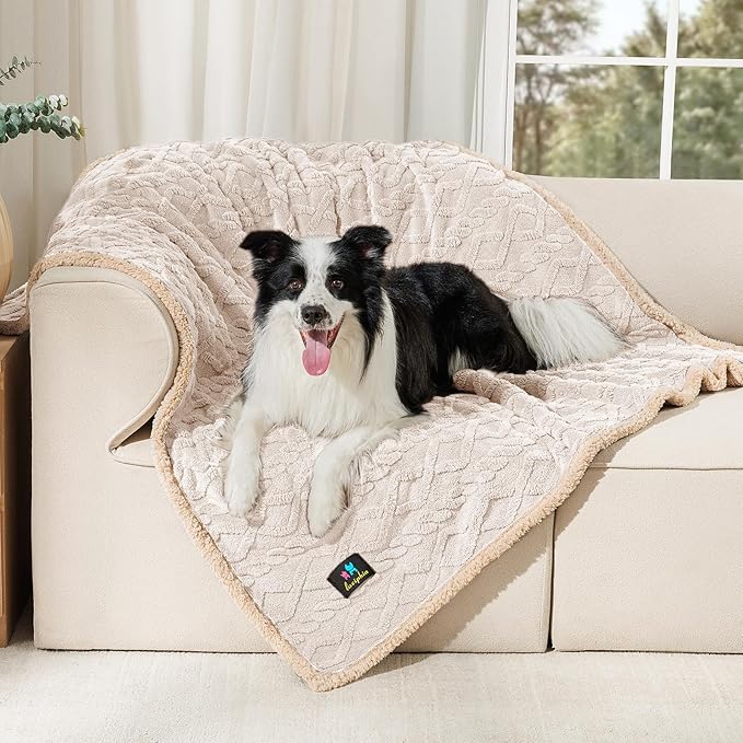 Luciphia Waterproof Pet Blanket, Liquid Pee Proof Dog Blankets by luciphia