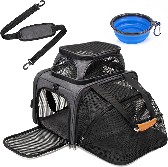 Expandable Pet Carrier Bag by MOYLLOG