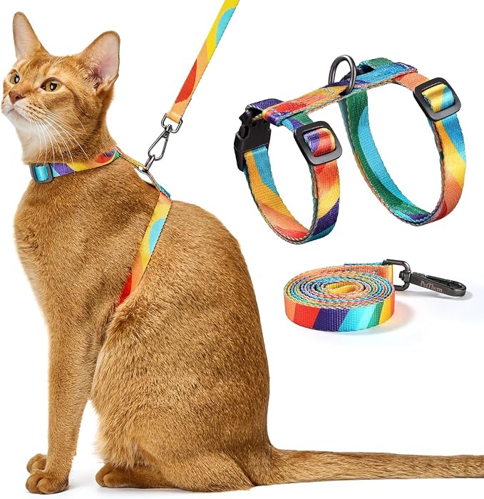 Cat Harness and Leash Set by PetThem