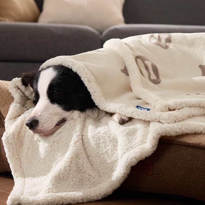 Bedsure Waterproof Blanket for Bed - Image 8