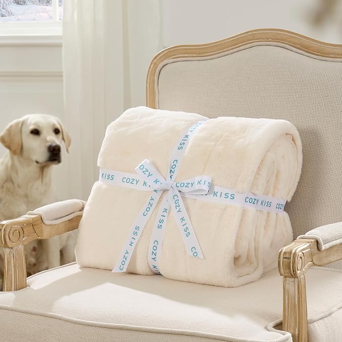 Luxury Faux Fur Throw Blanket for Couch, Ultra Soft Waterproof Pet Blanket - Image 5