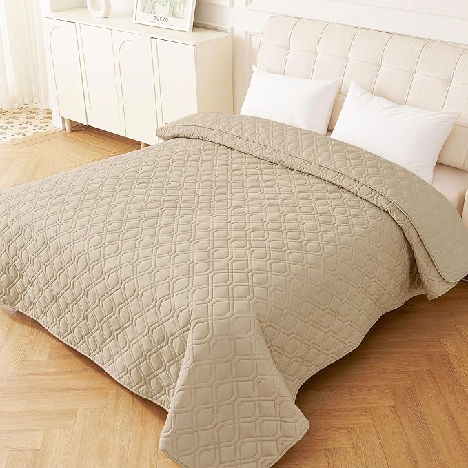 hyha Waterproof Dog Bed Blanket, Soft Pet Blankets, Waterproof Couch Cover - Image 8