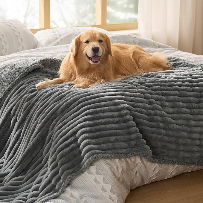 Bedsure ComfyFleece™ Waterproof Dog Blankets - Image 8