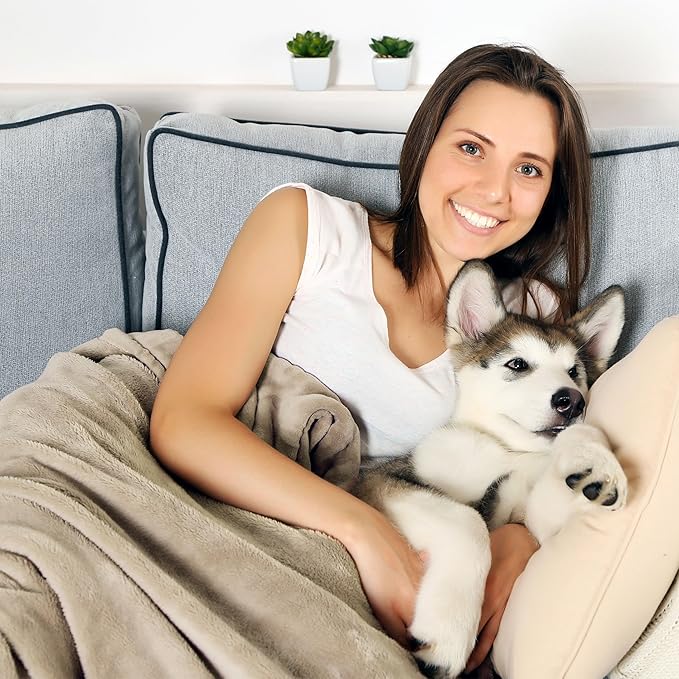 Waterproof Blanket for Pets - Image 5