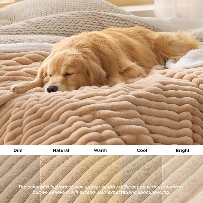Bedsure ComfyFleece™ Waterproof Dog Blankets - Image 4