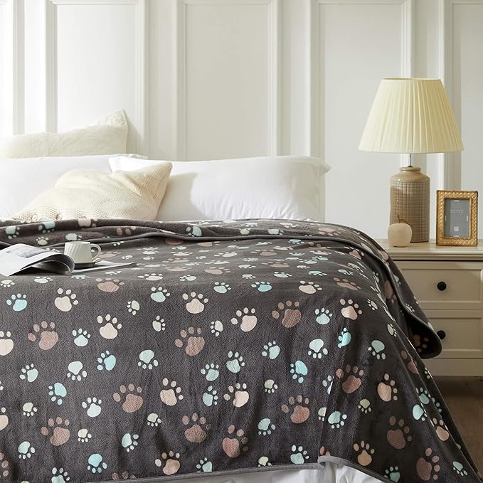 Allisandro 350 GSM Super Soft and Premium Fuzzy Flannel Fleece Pet Dog Blanket - Image 2