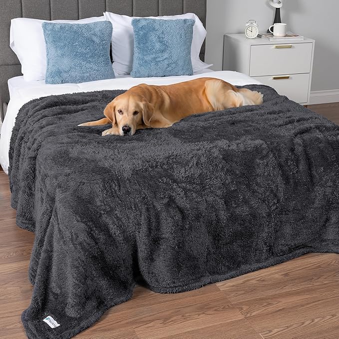 PetAmi Fluffy Waterproof Dog Blanket - Image 3