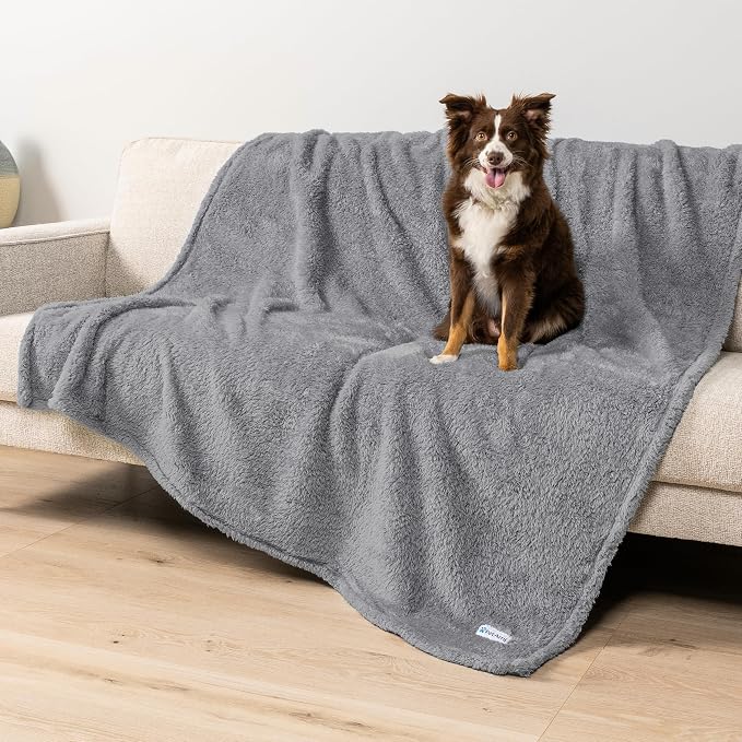 PetAmi Fluffy Waterproof Dog Blanket - Image 3